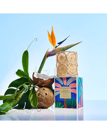Limited Edition 380g Candle &amp; Raffia Candle Holder
